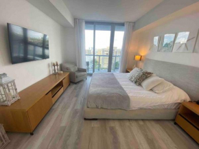 1B/1B Apartment in Hallandale Beach Amazing Views